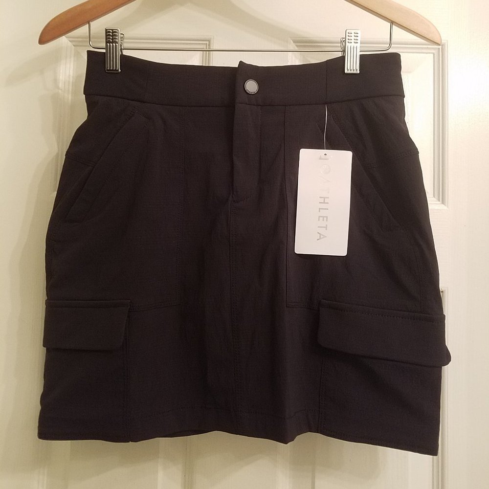 NWT Athleta trekkie skort, black, sz 2